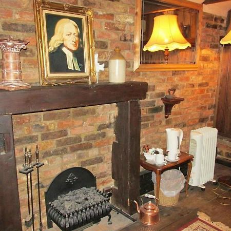 Red Lion Coaching Inn Epworth Экстерьер фото